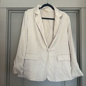 Women’s White Blazer size large